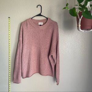 Universal thread pink sweater